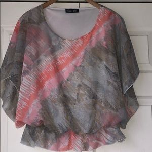 Made in Canada 🇨🇦 Frankie and Missy blouse